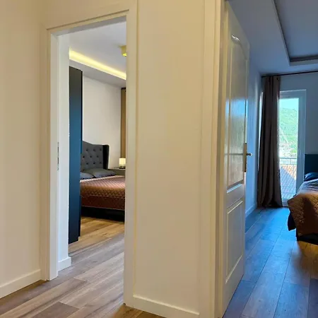 Apartmán Lungomare-large Waterfront -lungomare Promenade 6 *