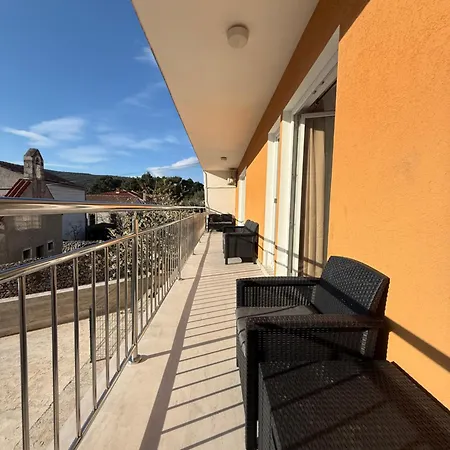 Lungomare-large Waterfront -lungomare Promenade 6 Cres