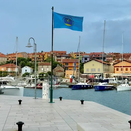 Lungomare-large Waterfront -lungomare Promenade 6 شقة كريس