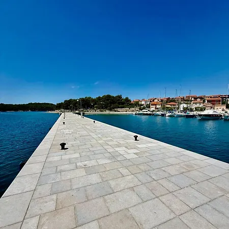 Lungomare-large Waterfront -lungomare Promenade 6 شقة *