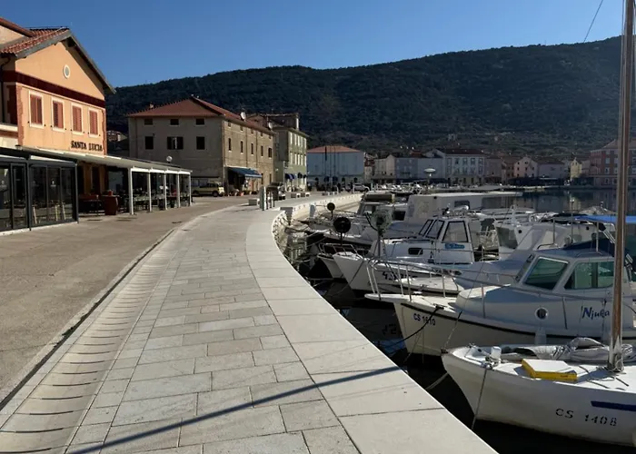 Lungomare Apartman Cres