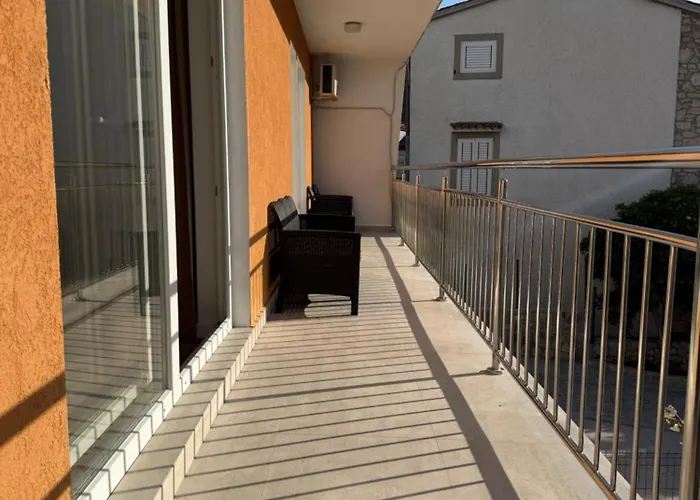 Lungomare Apartman Cres