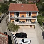 Apartment Lungomare-large Waterfront -lungomare Promenade 6 *