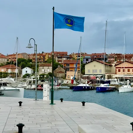 Lungomare-large Waterfront -lungomare Promenade 6 * Cres
